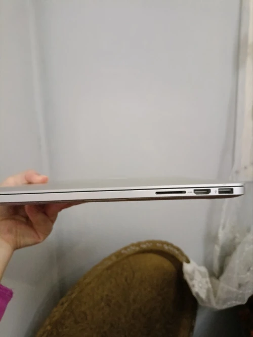 Macbook pro 15 pouce , i7, 16 go, 1to