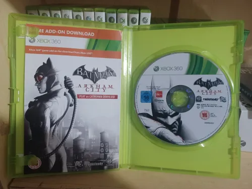 CD original Batman Arkham City avec notice xbox 360 trés bon état