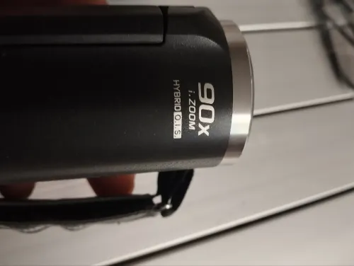 Caméscope Panasonic v180
