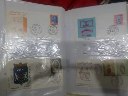 Lots Timbres de collection 