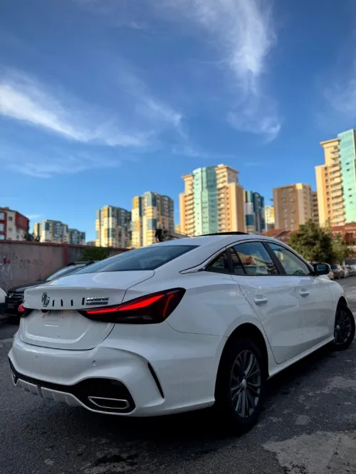 MG MG5 2025 MG5 Luxury Edition