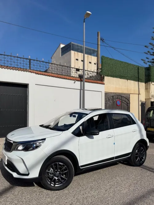 Livan X3 Pro  2026 Desh Cam / Siege Sparco  ( Automatique - Avec Toit )