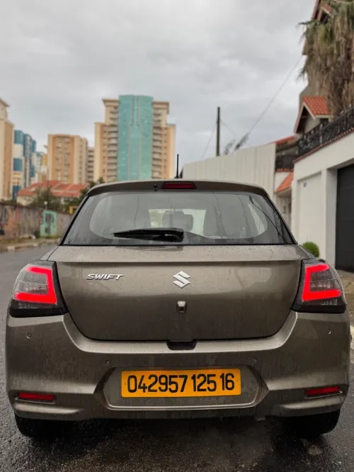 Suzuki Swift 2025 GLX - 🇮🇳