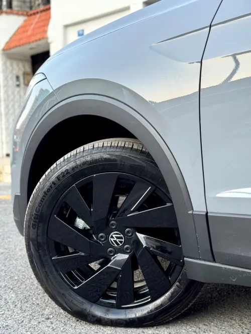 Volkswagen Tahru 2025 XR