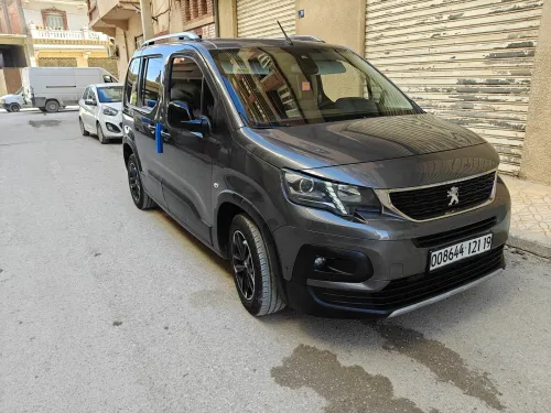 Peugeot Partner 2021 Rifter allure