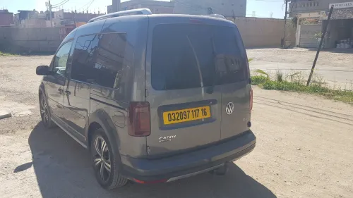 Volkswagen Caddy 2017 Alltrack