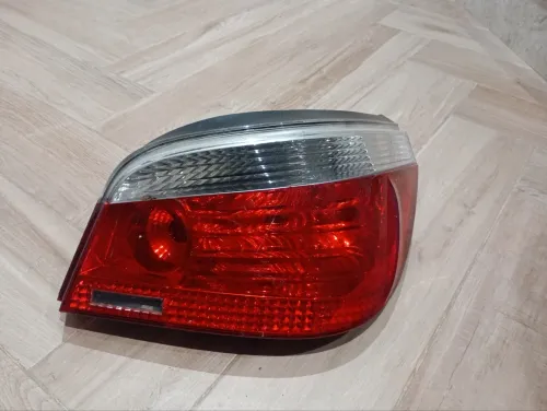Feu arrière bmw e60 origine 