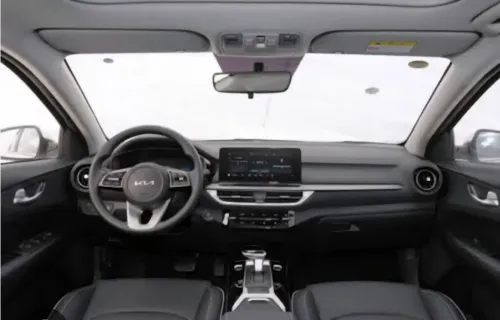 Kia K3 2025 Confort