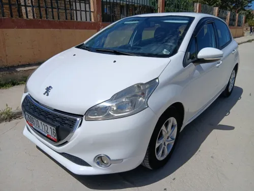 Peugeot 208 2012 Allure
