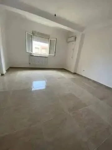 Location Appartement F4 Alger Souidania