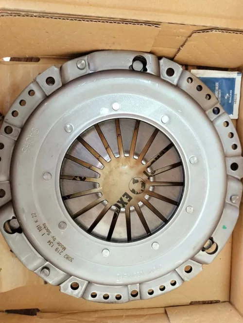 Kit d'embrayage Mercedes w204 c 220 turbo