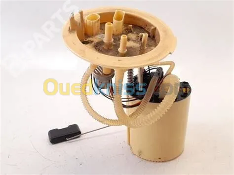 Pompe carburant hitachi