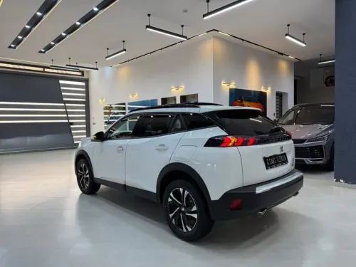 Peugeot 2008 2025 Allure Pack