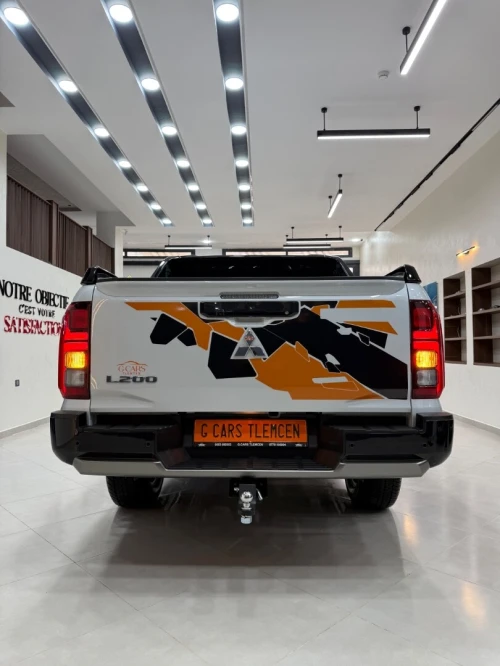 Mitsubishi L200 FULL OPTION 2026 BLACK ÉDITION