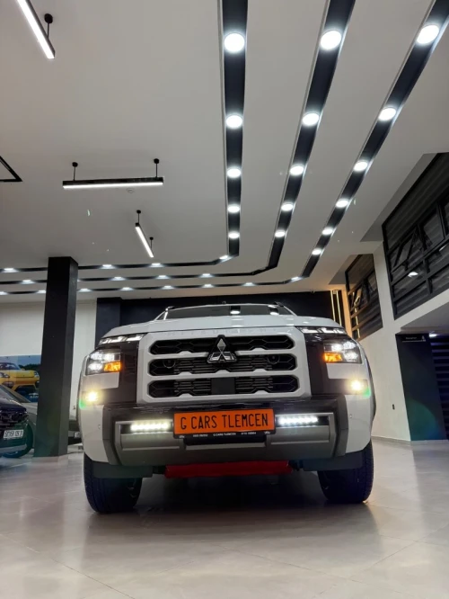 Mitsubishi L200 FULL OPTION 2026 BLACK ÉDITION