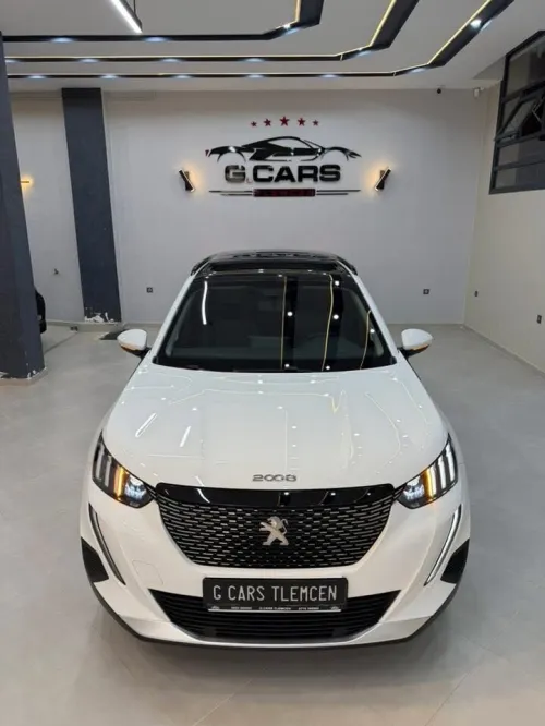 Peugeot 2008 2025 Allure Pack