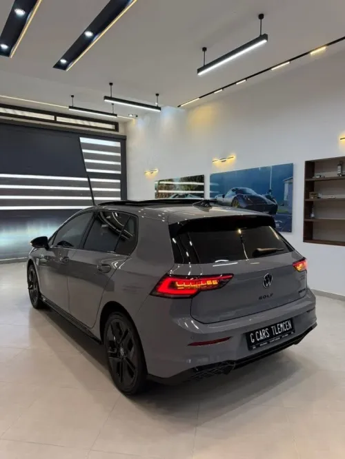 Volkswagen Golf 8.5 / full option 2026 R-LINE