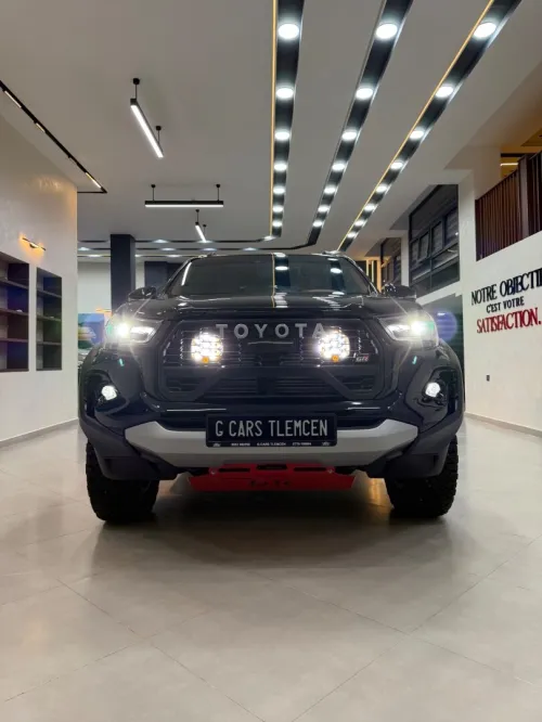 Toyota HILUX GR SPORT VIP 2026 RALLY EDITION