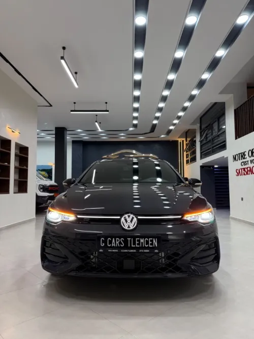 Volkswagen Golf 8,5 full option 2026 R-LINE / BLACK ÉDITION