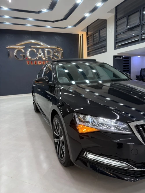 Skoda Superb 2025 Luxury