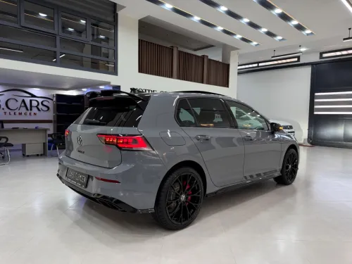 Volkswagen GOLF 8.5 FULL OPTION 2026 R-LINE BLACK ÉDITION