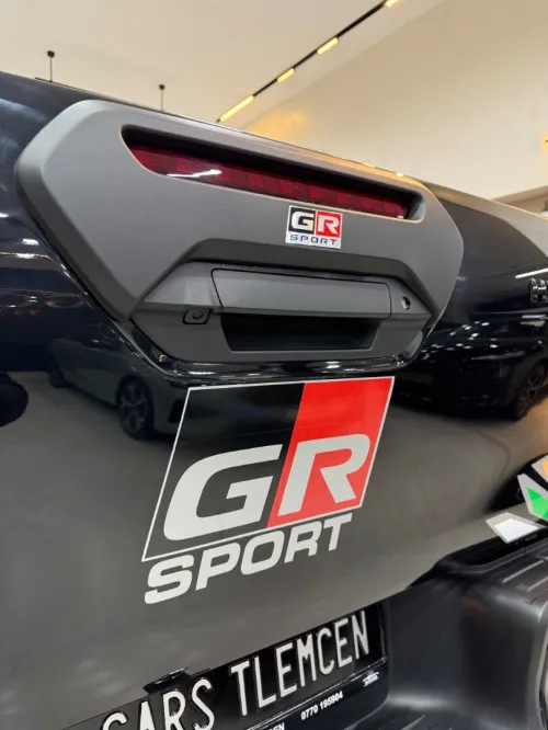 Toyota HILUX GR SPORT VIP 2026 RALLY EDITION