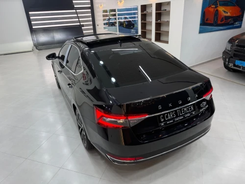 Skoda Superb 2025 Luxury