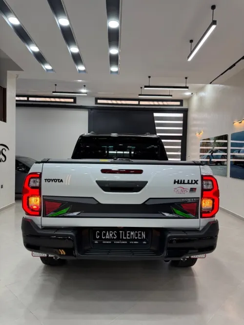 Toyota HILUX 2026 Gr sport rally édition