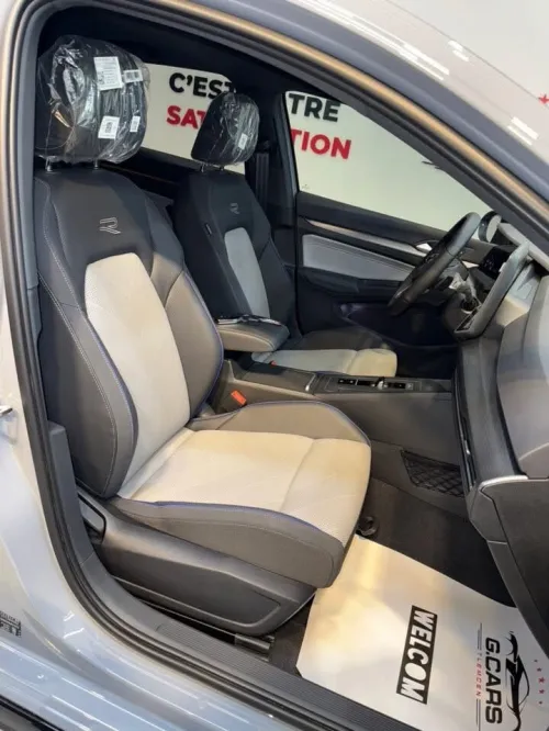 Volkswagen Golf 8.5 / full option 2026 R-LINE