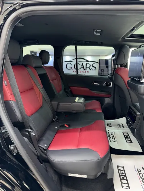 Toyota Land Cruiser  2025 VX-R / LC 300 FULL OPTION