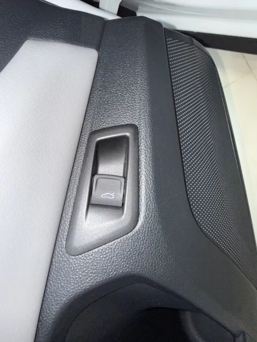 Volkswagen T-Roc 2026 R- Line Edition 
