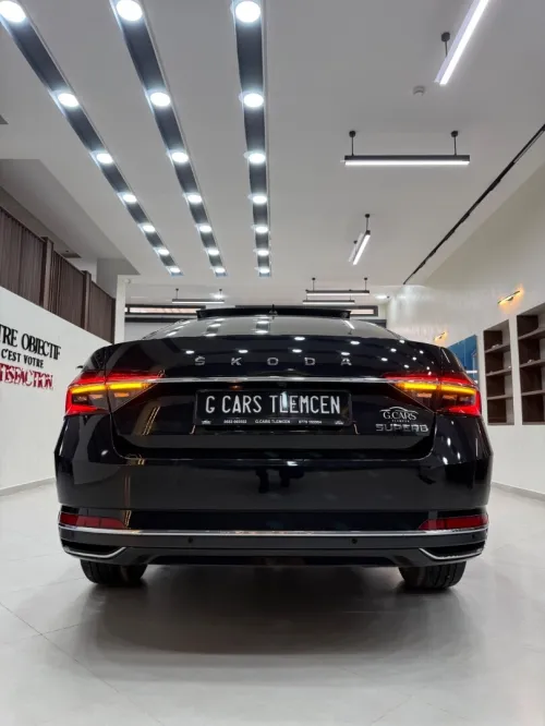 Skoda Superb 2025 Luxury