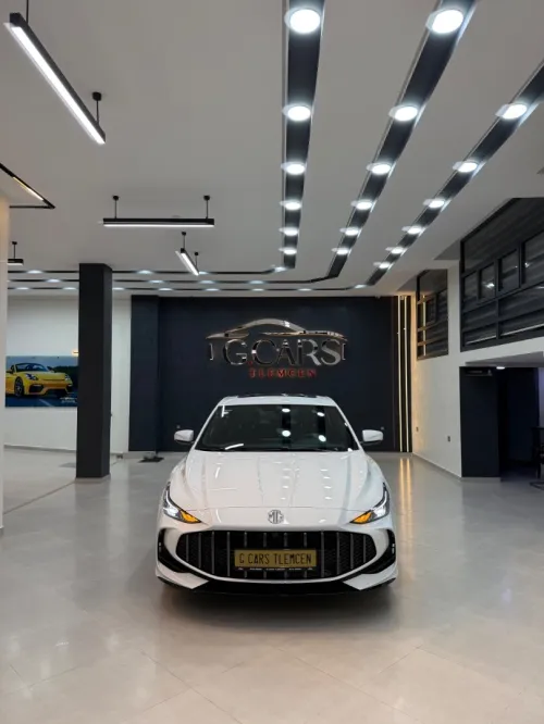 MG 5 180 DVVT 2025 FULL OPTION