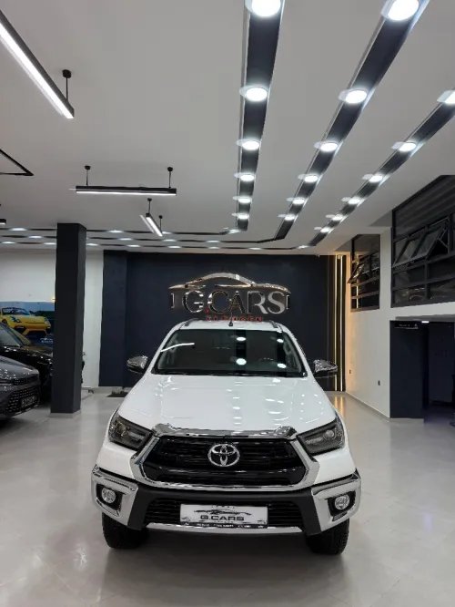 Toyota Revo  2025 HILUX FULL OPTION 4*4