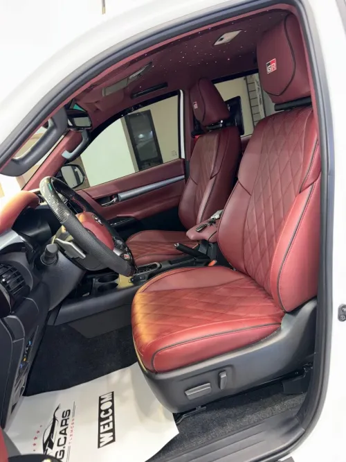 Toyota HILUX 4*4 FULL OPTION 2025 Gr sport vip