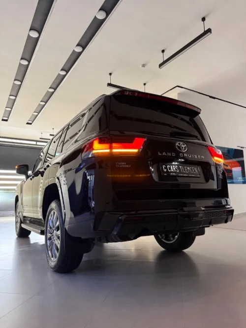 Toyota Land Cruiser  2025 VX-R / LC 300 FULL OPTION