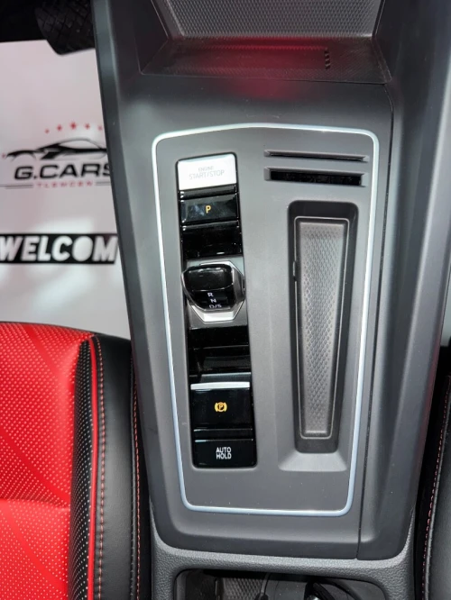 Volkswagen Golf 8,5 full option 2026 R-LINE / BLACK ÉDITION