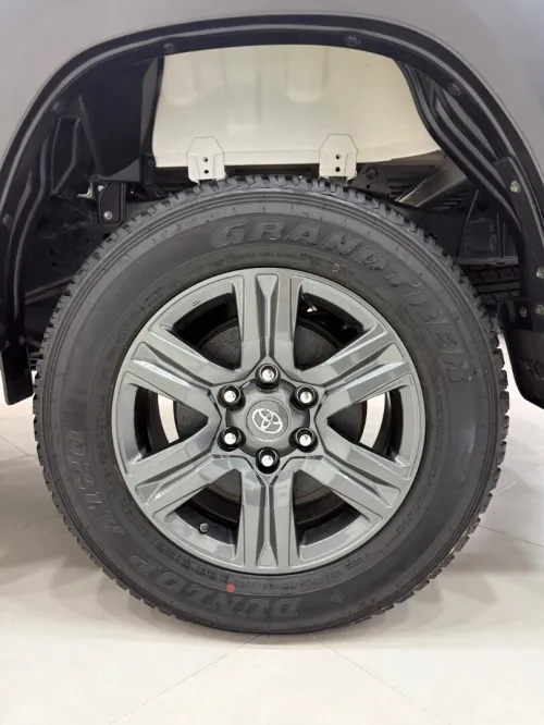 Toyota HILUX 2025 Dlx