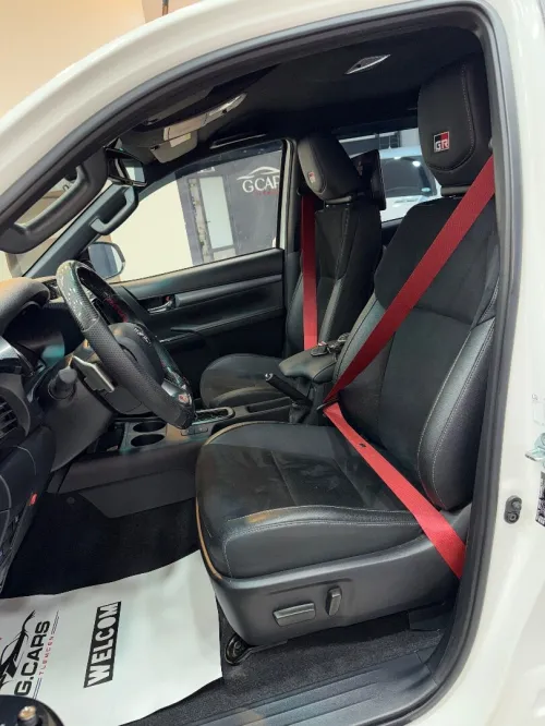 Toyota HILUX 4*4 2025 GR SPORT /FULL OPTION