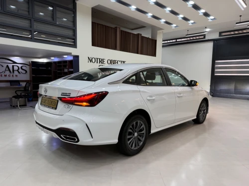 MG 5 180 DVVT 2025 FULL OPTION