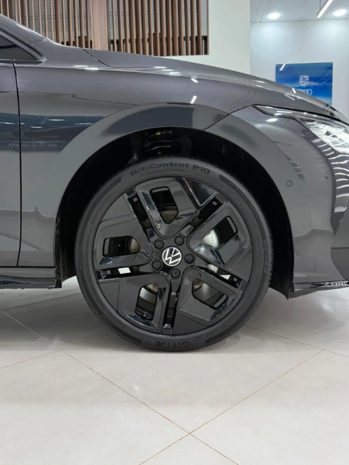 Volkswagen Golf 8,5 full option 2026 R_LINE