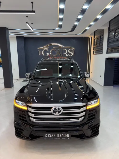 Toyota Land Cruiser  2025 VX-R / LC 300 FULL OPTION
