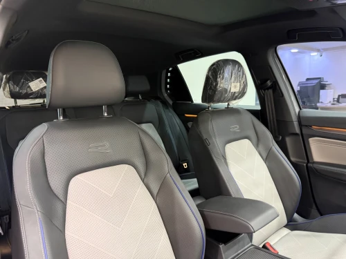 Volkswagen Golf8.5 full option 2026 R-line