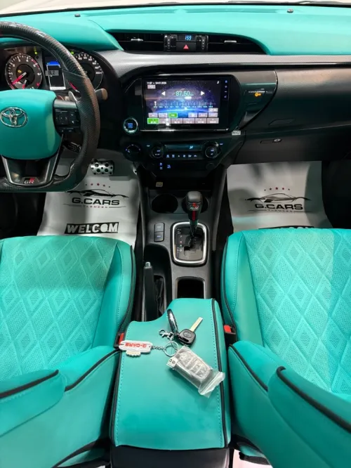 Toyota HILUX 4*4 2025 Gr sport / full option