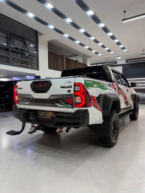 Toyota HILUX 4*4 2025 Gr sport / full option
