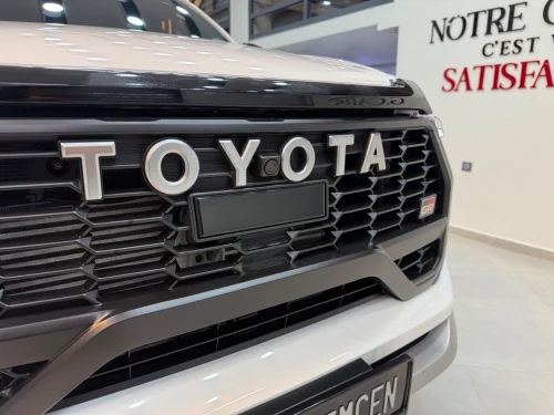 Toyota HILUX 4*4 2025 Gr sport / full option