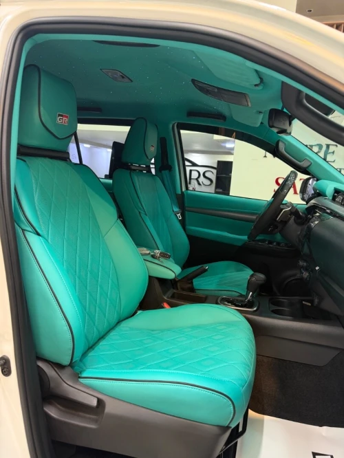 Toyota HILUX 4*4 2025 Gr sport / full option