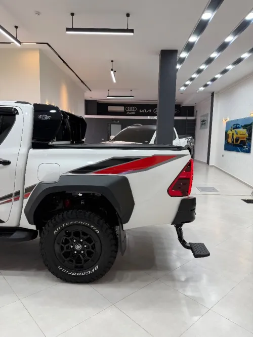 Toyota HILUX 4*4 2025 GR SPORT /FULL OPTION