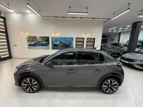 Peugeot 208 2024 GT