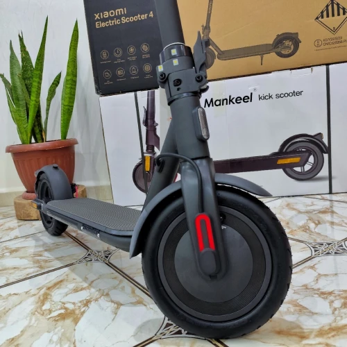 Trottinette Électrique Trotinette Xiaomi 4 i Très Peu Utilisé i Promotion!
